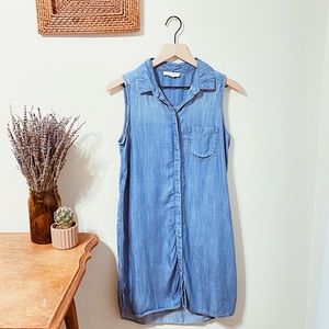 beachlunchlounge Chambray Button Down Shift Dress